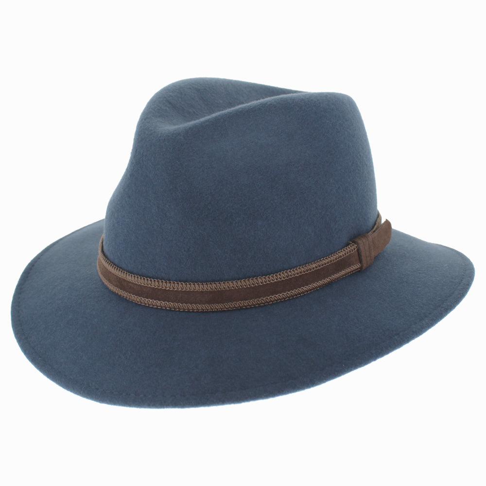 The Tesi Traveler Collection – Hats in the Belfry